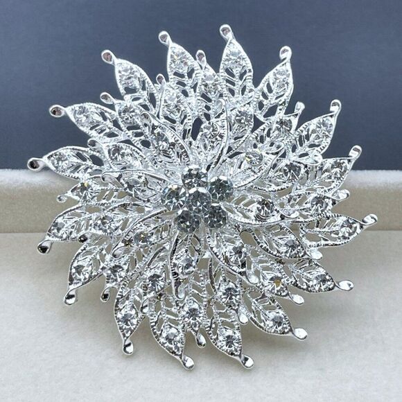 Silver with White Diamond Crystal Round Flower Pin Back Brooch - Picture 6 of 8